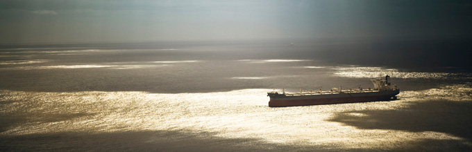 Illustration photo, large ship, Commodities DNB